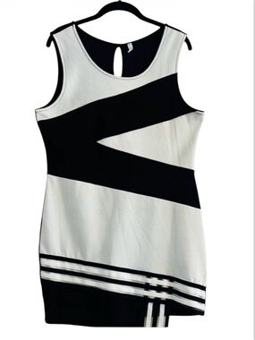 Cherry Mellow Black White Geometric Colorblock Ruched Mini Dress Knit XL